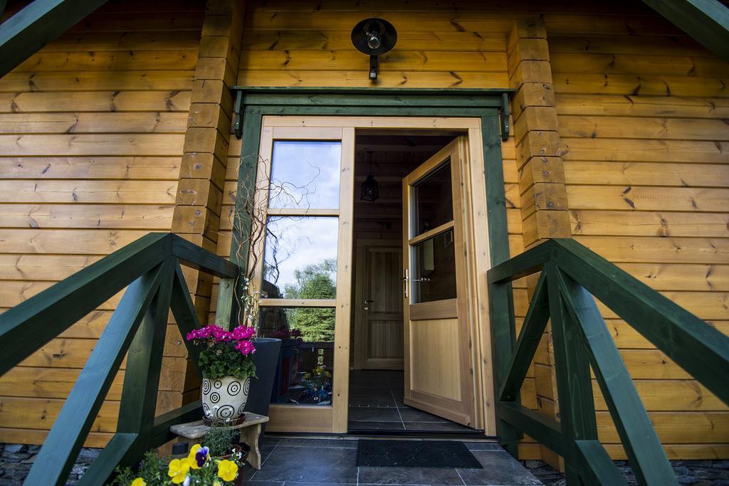 Villa Buky Tatranska Lomnica Bagian luar foto